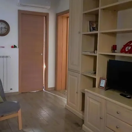 Rose House Rent Osimo